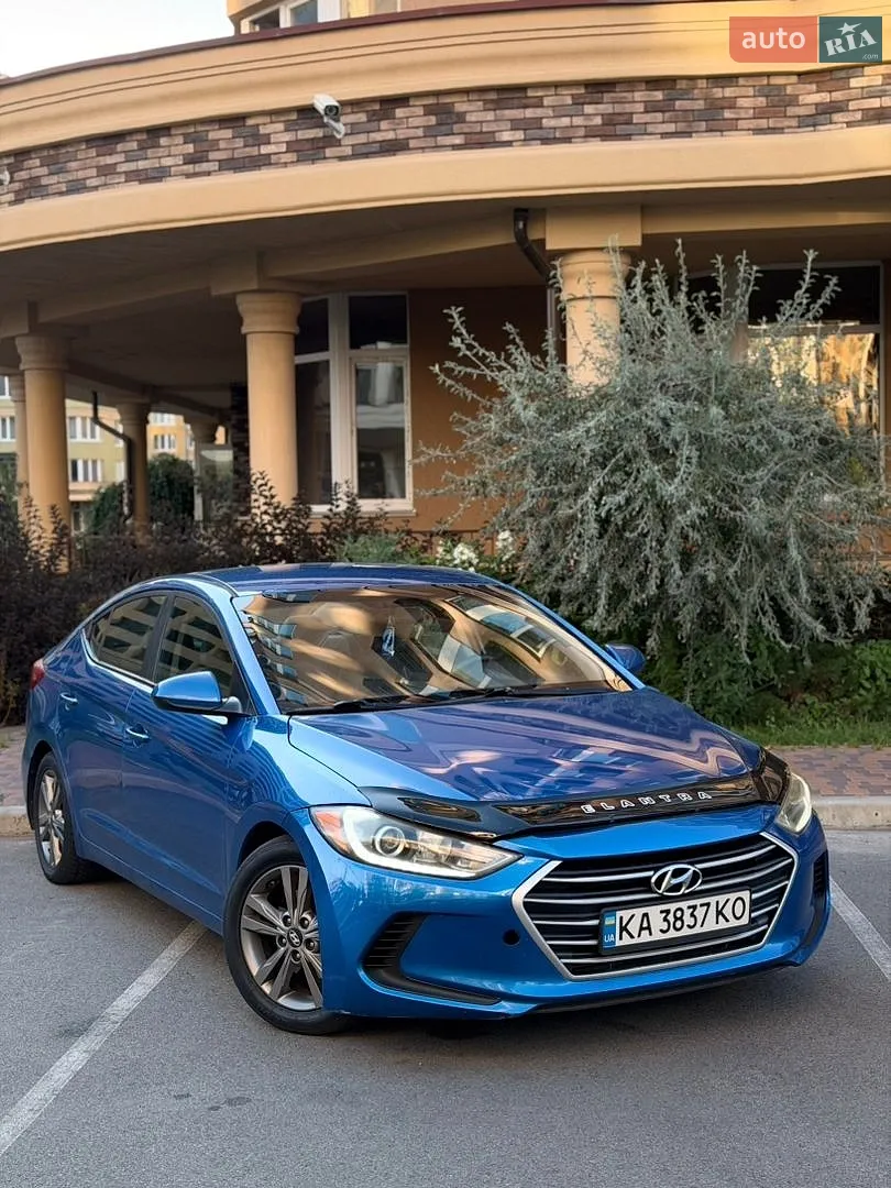 Hyundai Elantra, 2016