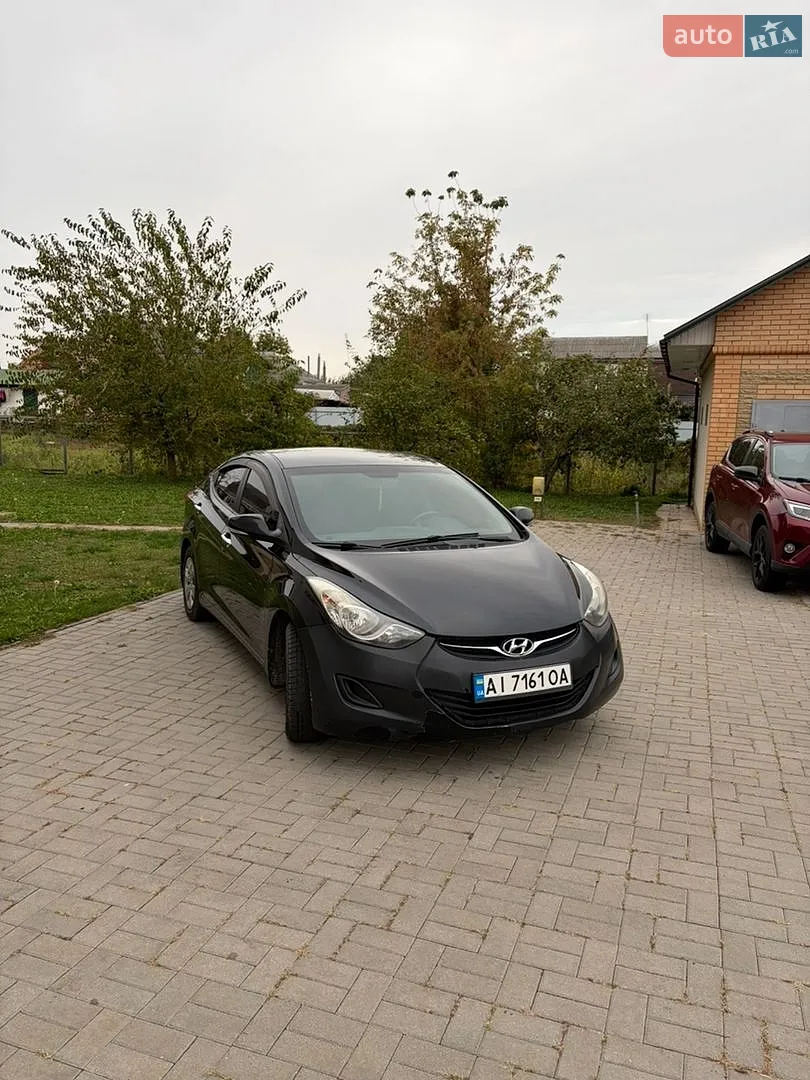 Hyundai Elantra, 2012