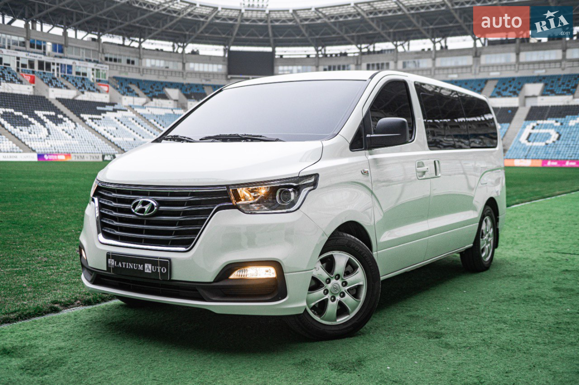 Hyundai Grand Starex, 2019