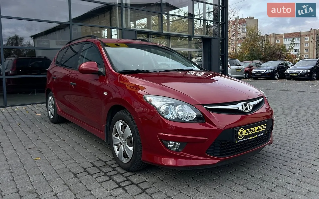 Hyundai i30, 2011