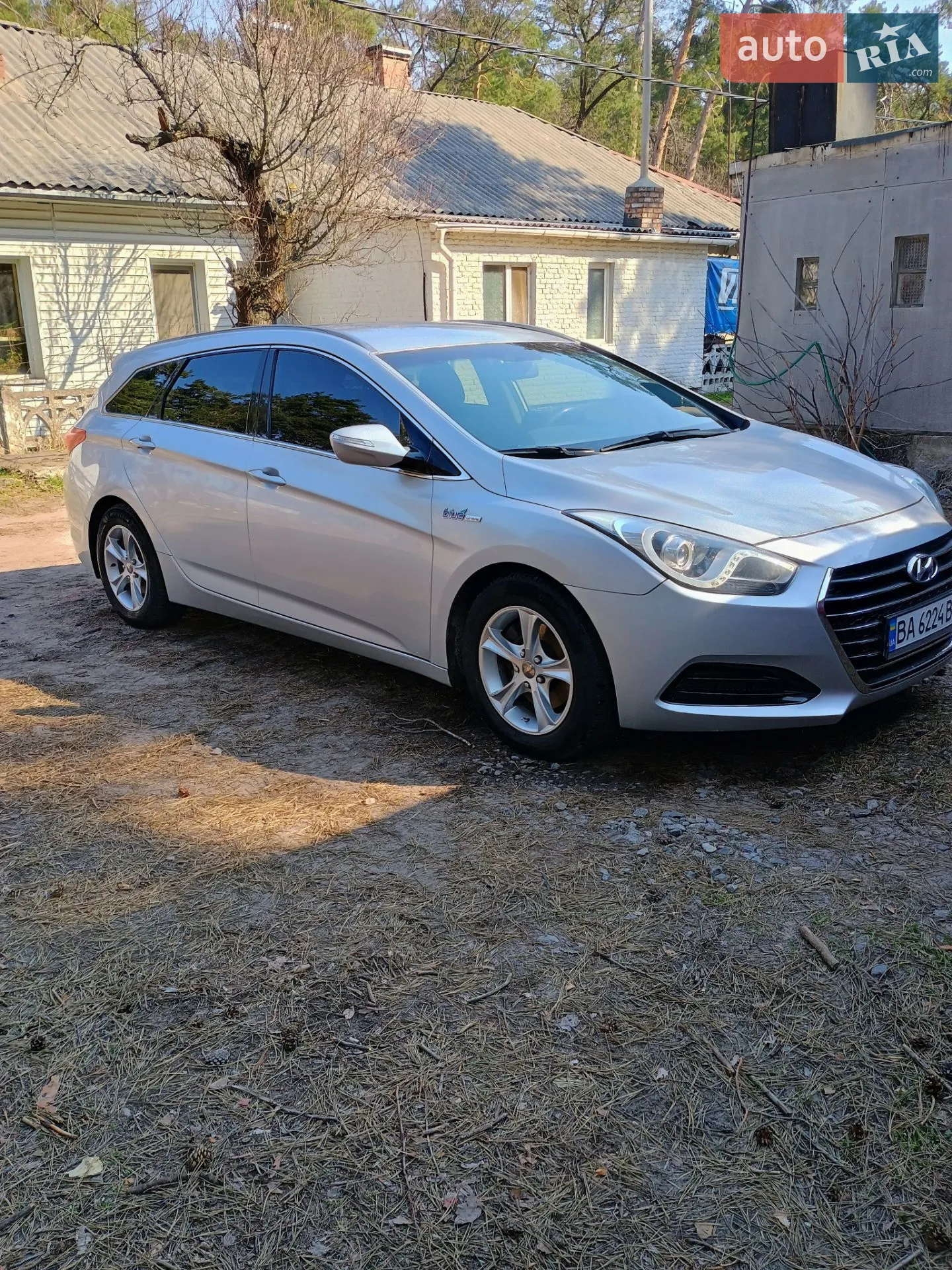 Hyundai i40, 2011
