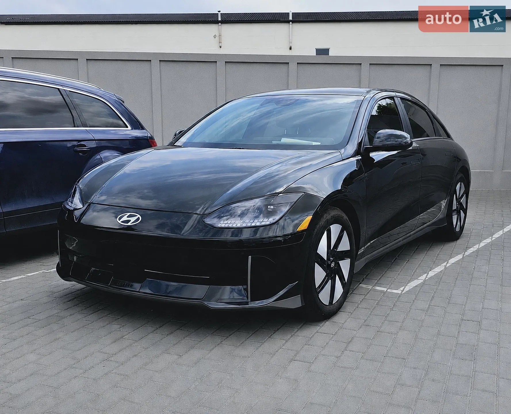 Hyundai Ioniq 6, 2023