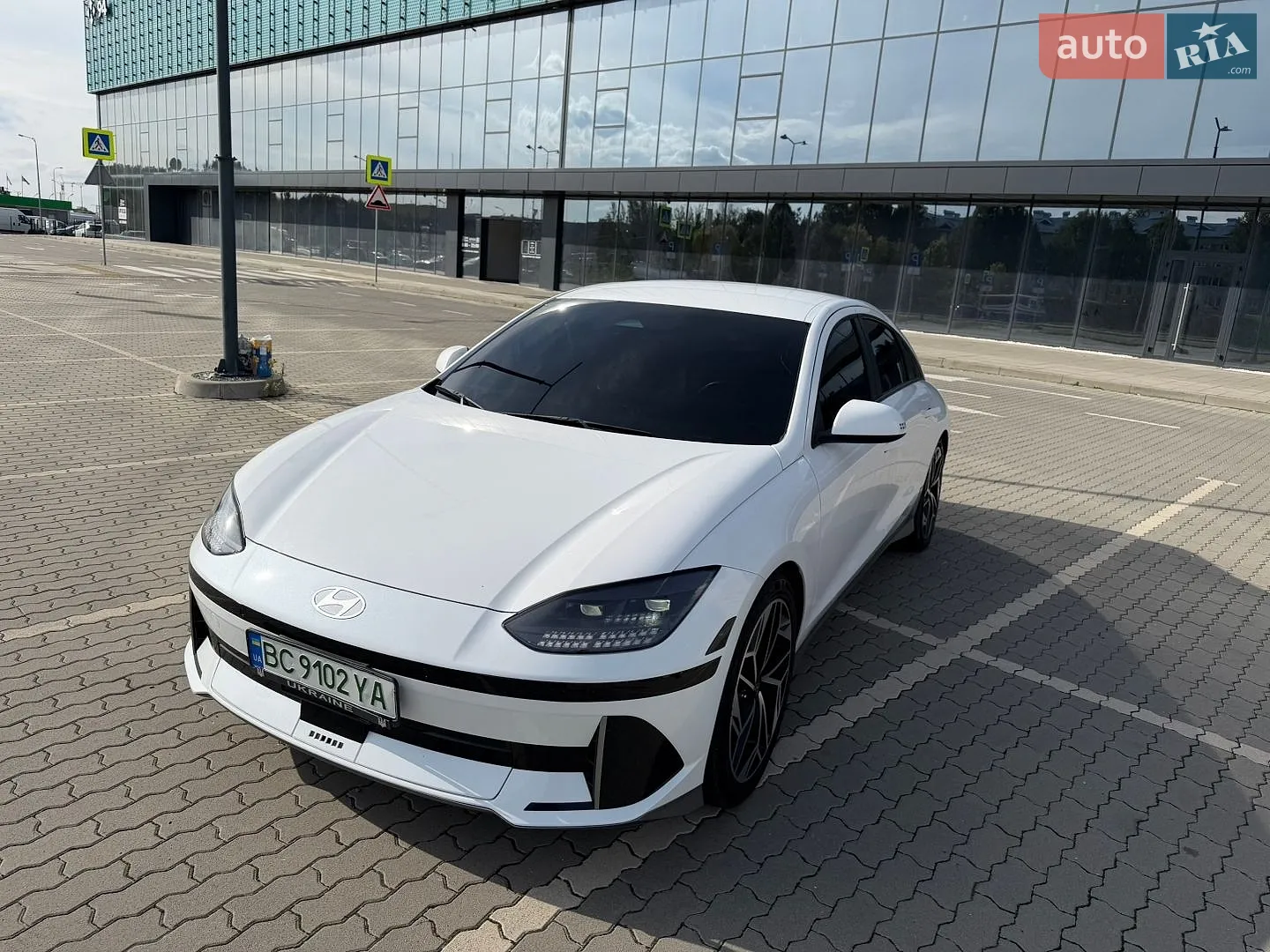 Hyundai Ioniq 6, 2023