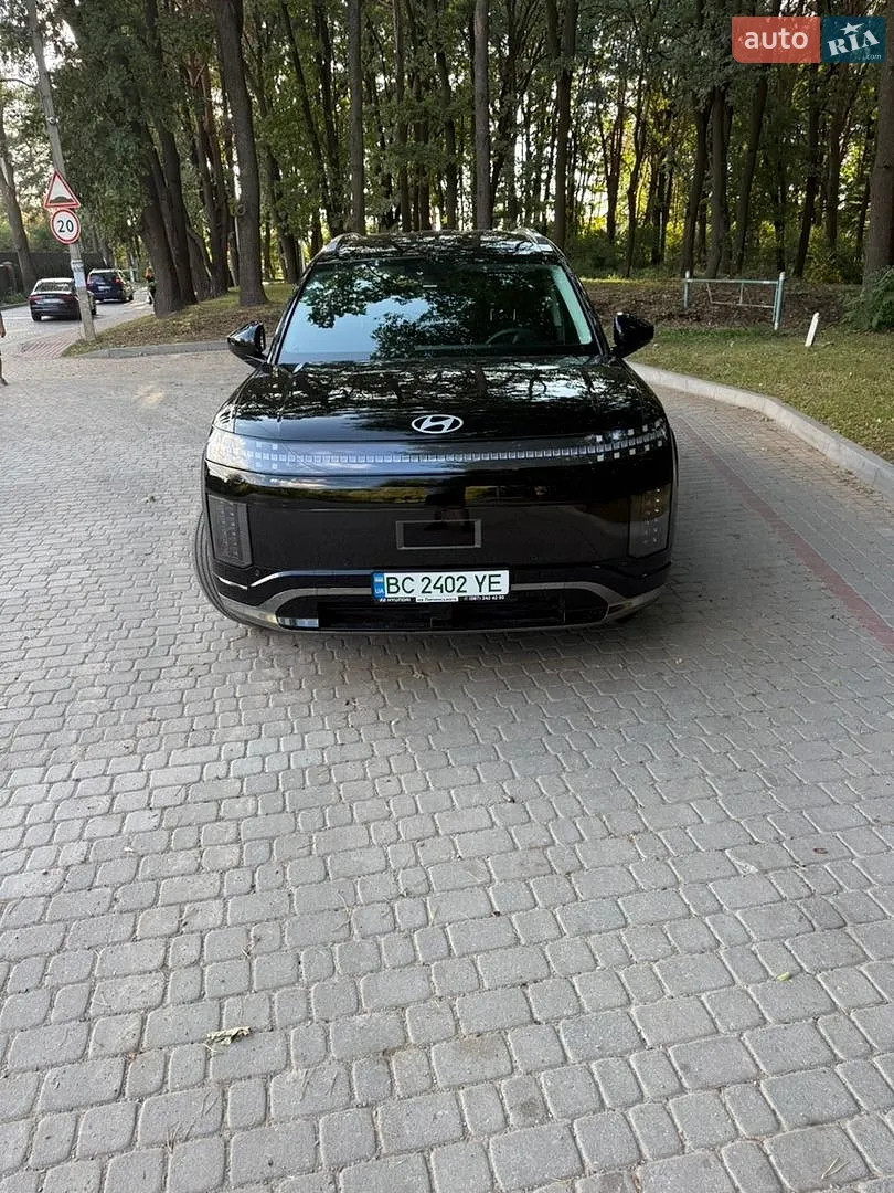 Hyundai Ioniq 9, 2025
