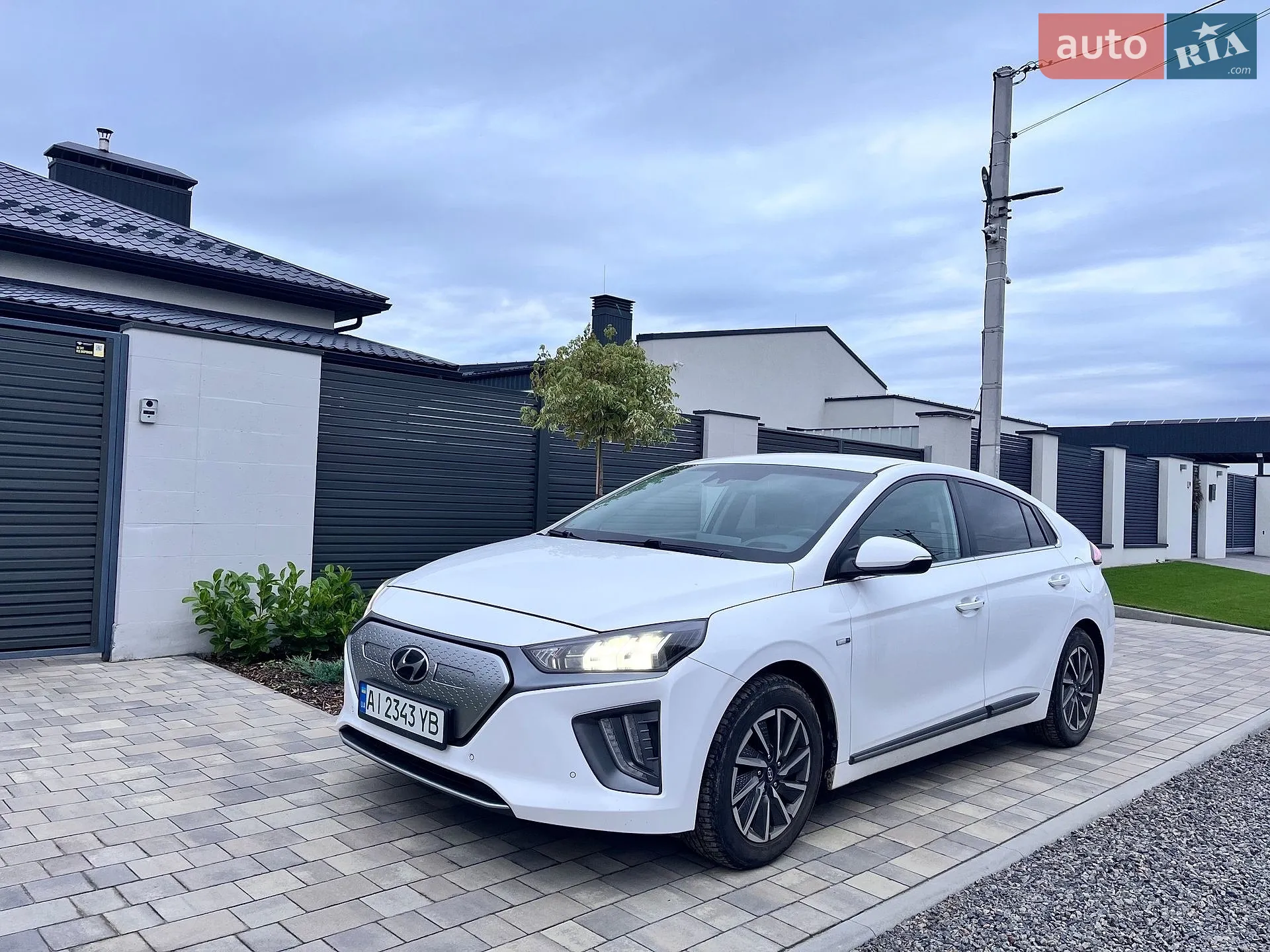 Hyundai Ioniq, 2020