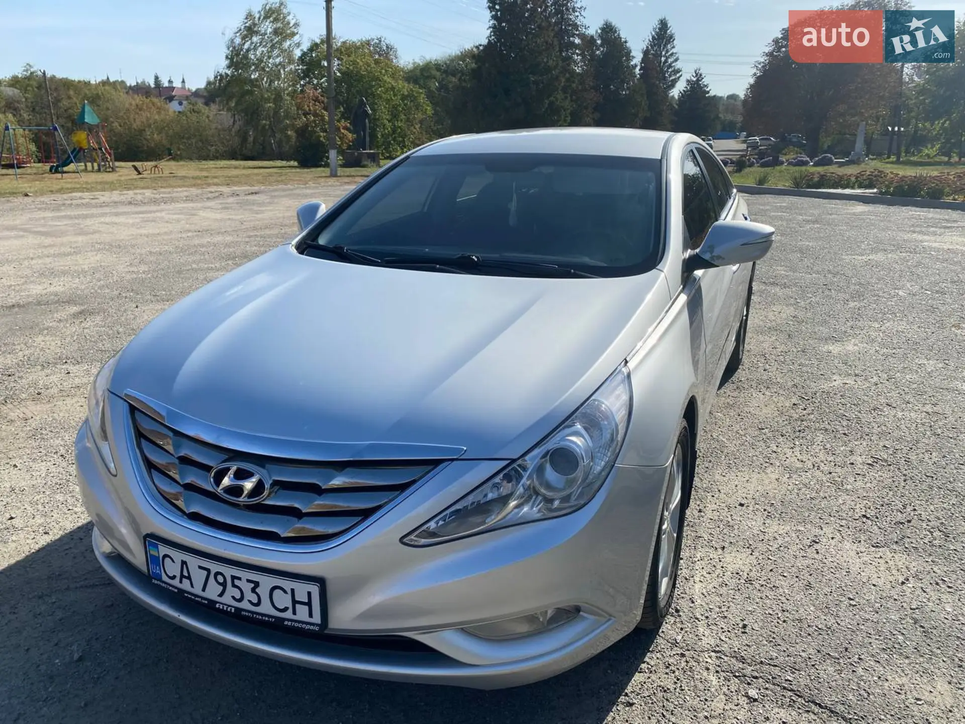 Hyundai Sonata, 2011