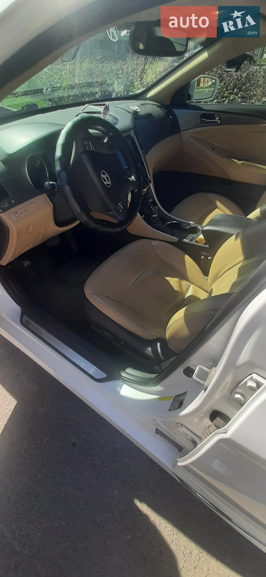 Hyundai Sonata, 2011