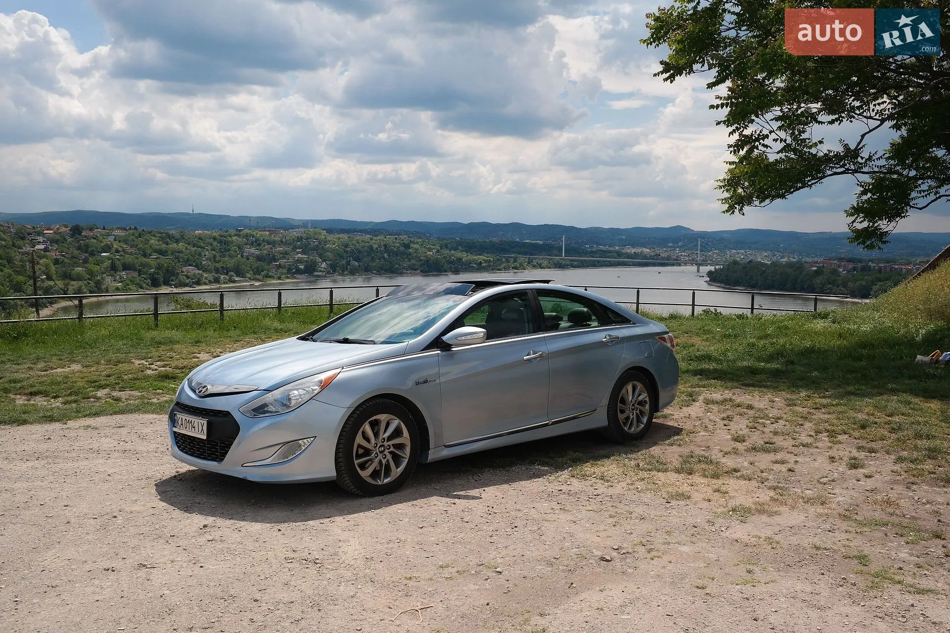 Hyundai Sonata, 2011