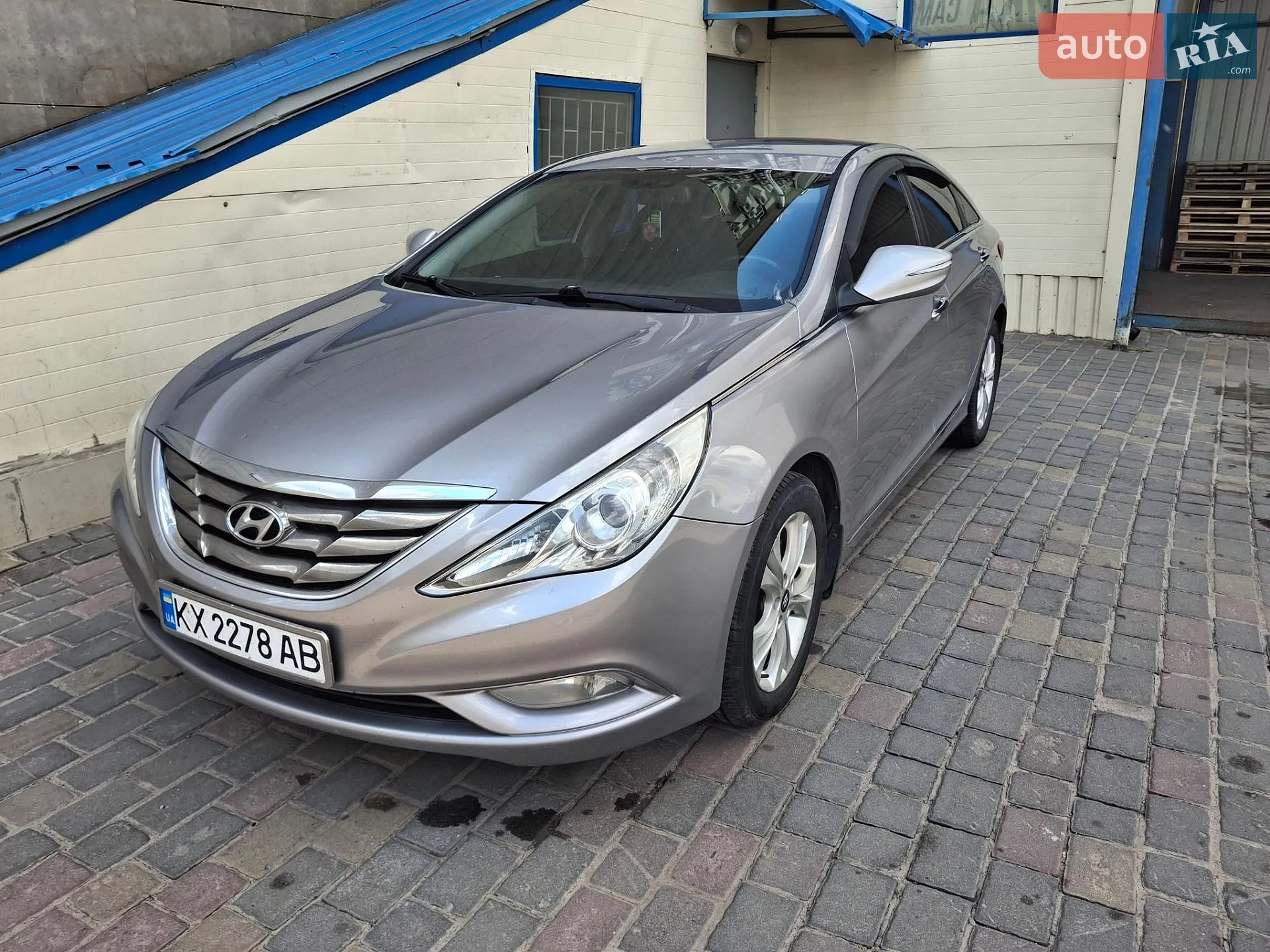 Hyundai Sonata, 2011