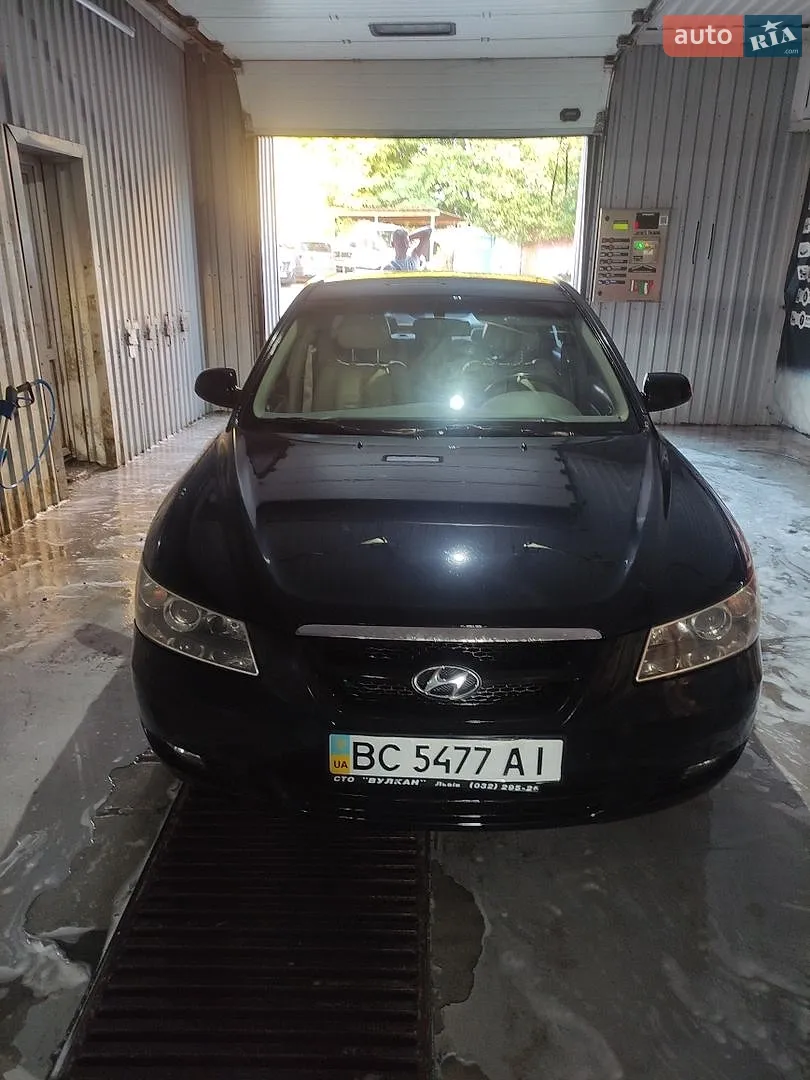Hyundai Sonata, 2005