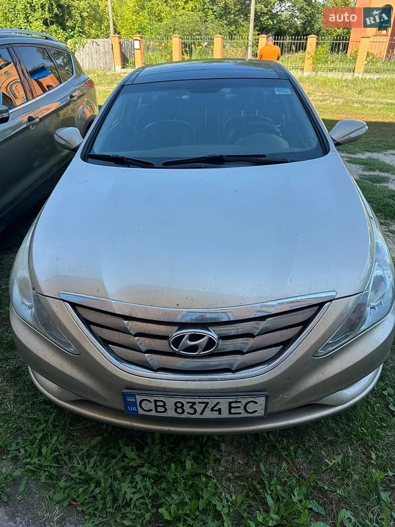 Hyundai Sonata, 2010