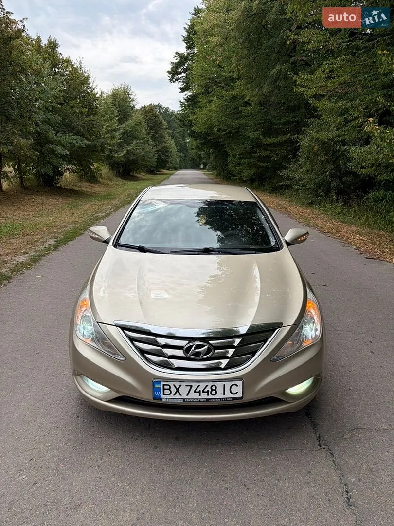 Hyundai Sonata, 2011