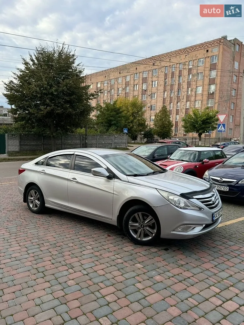 Hyundai Sonata, 2012