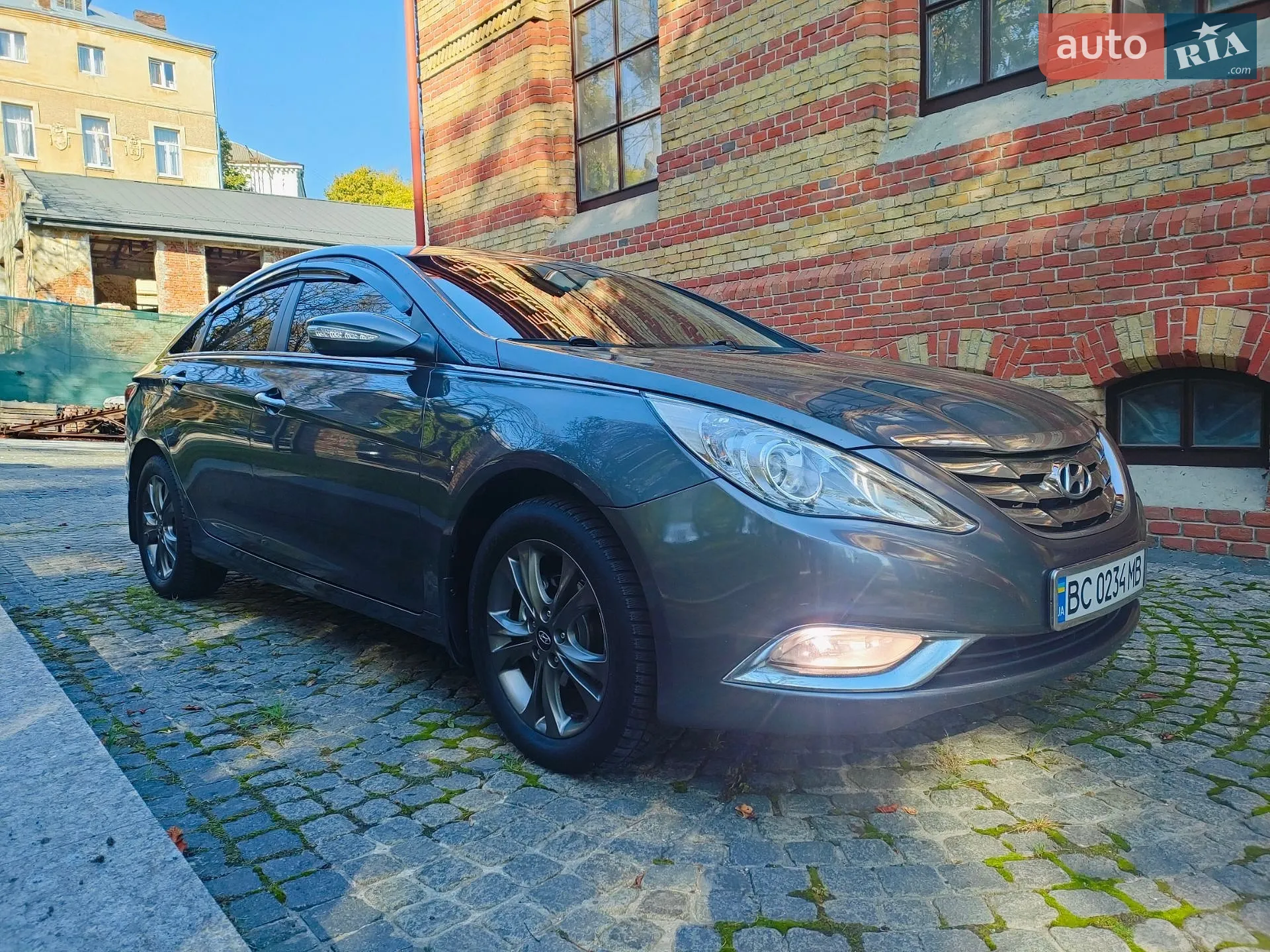 Hyundai Sonata, 2010