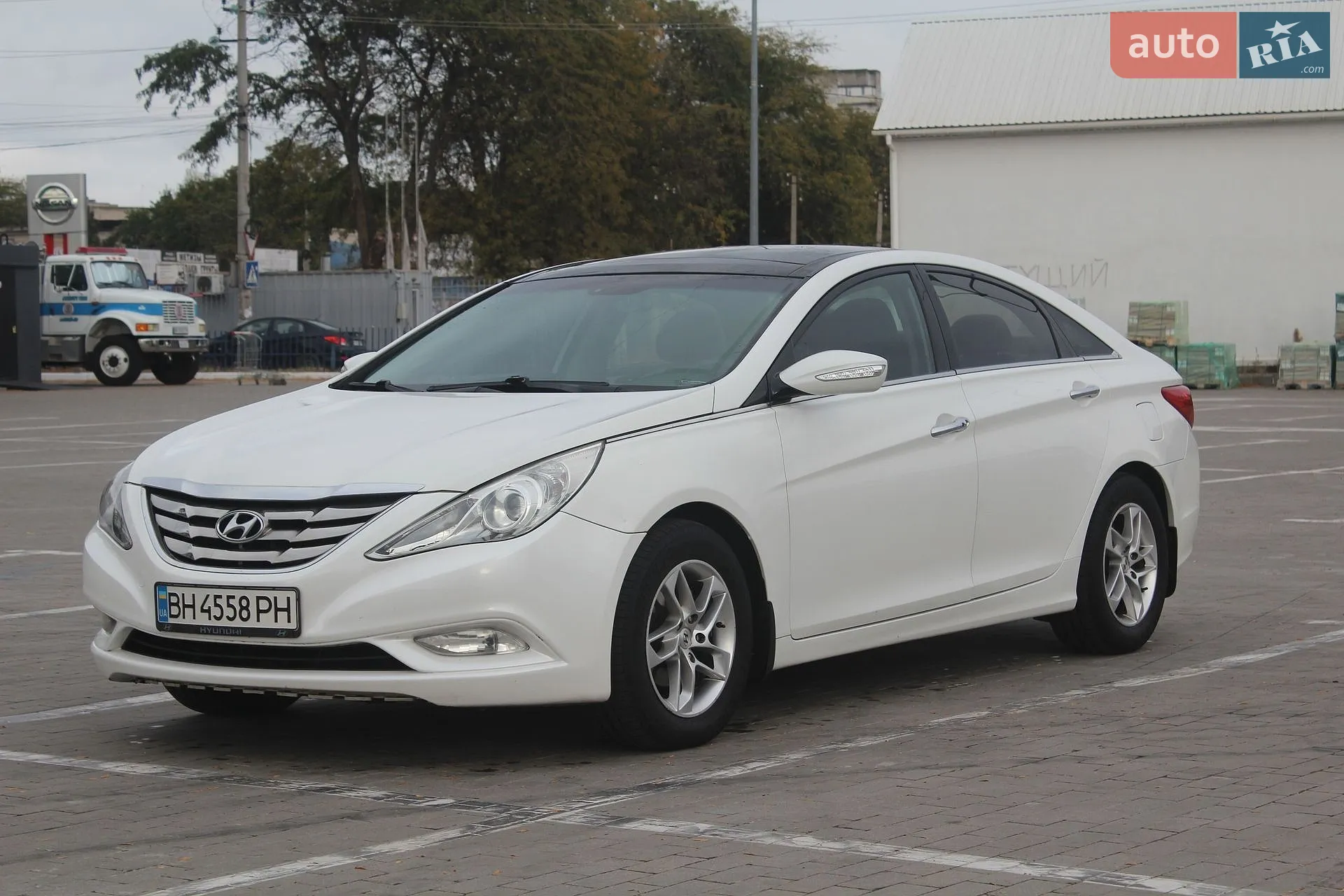 Hyundai Sonata, 2010