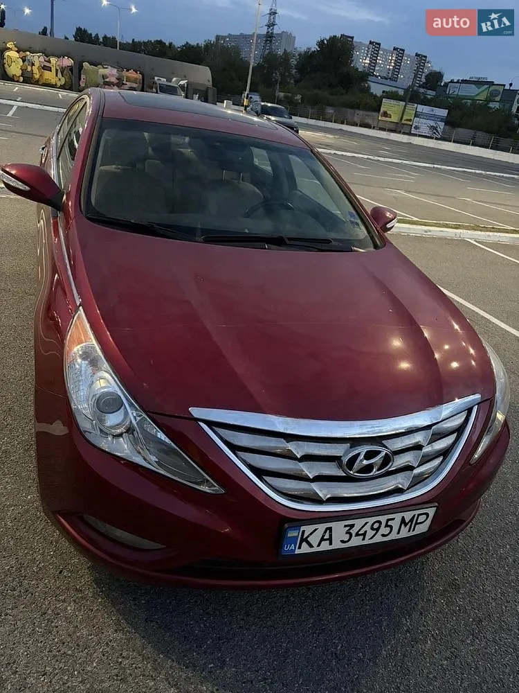 Hyundai Sonata 2012 — 1