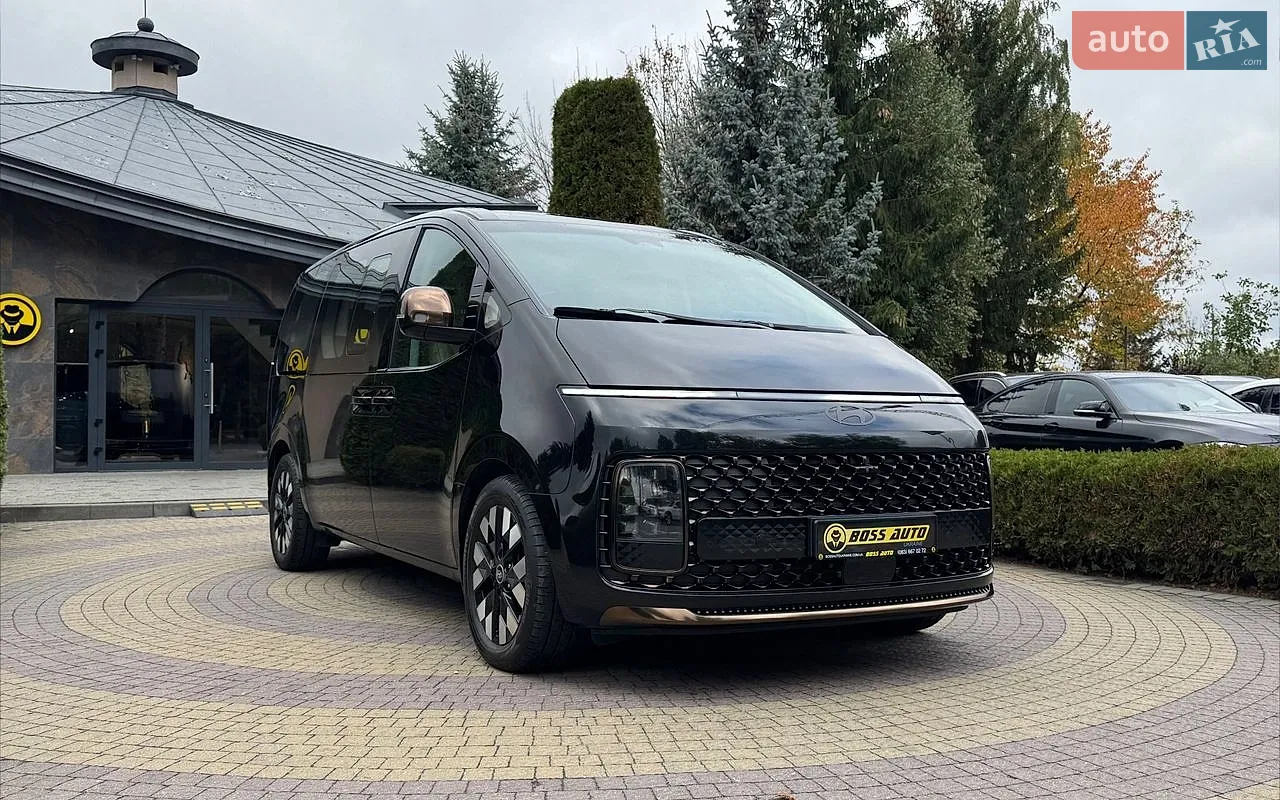 Hyundai Staria, 2025