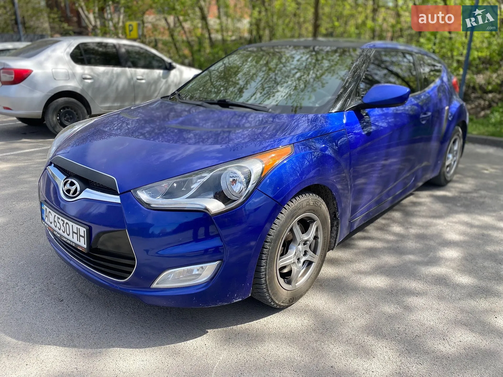 Hyundai Veloster, 2012