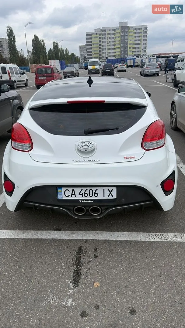 Hyundai Veloster, 2015