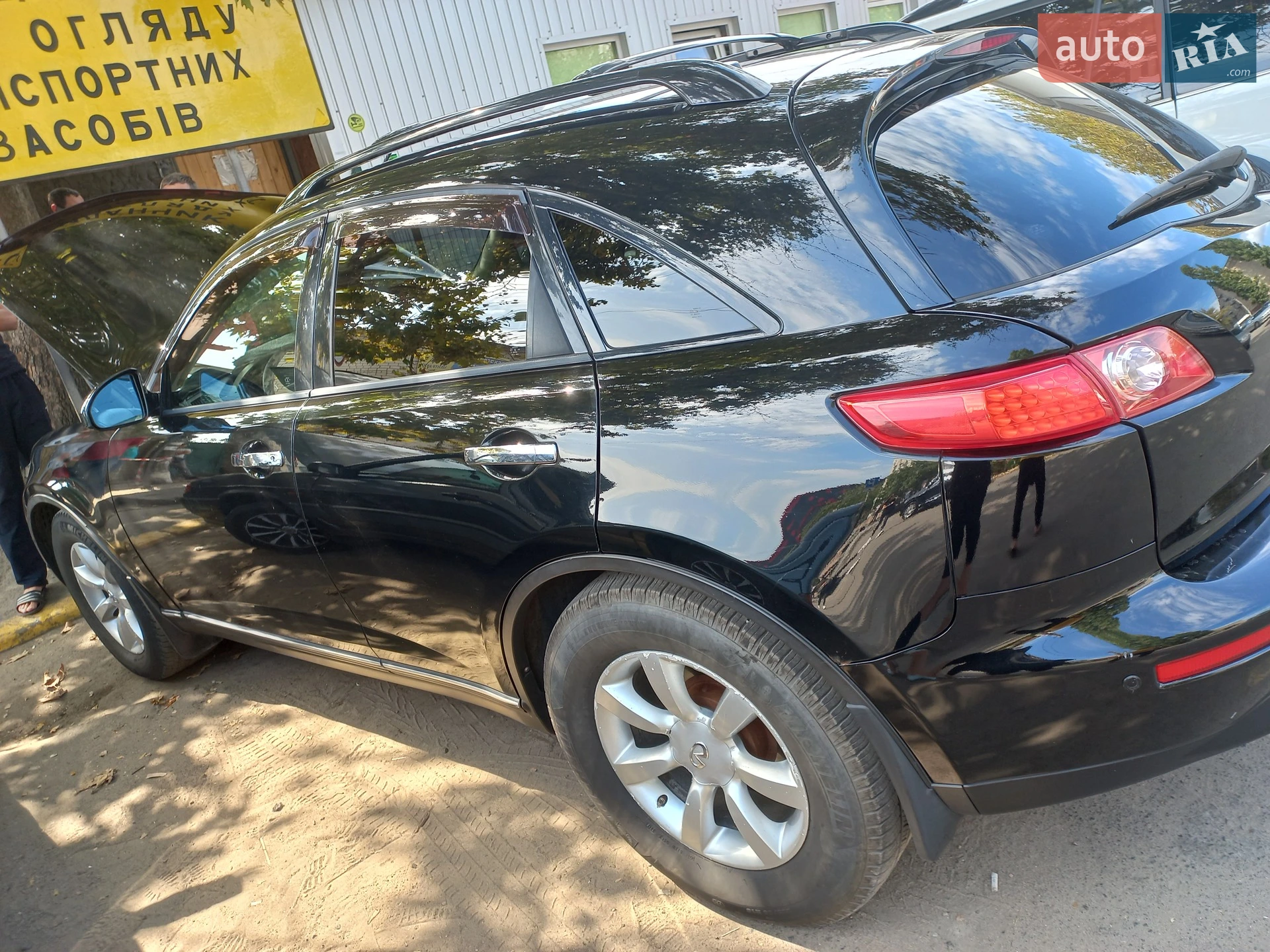 Infiniti FX 35, 2005
