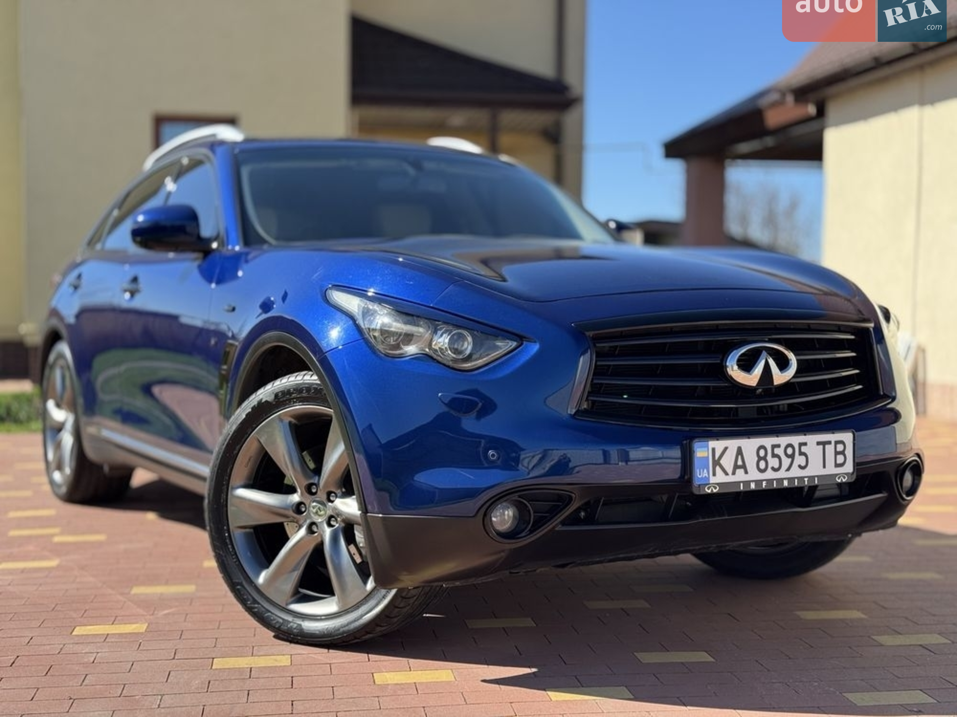 Infiniti FX 37, 2012