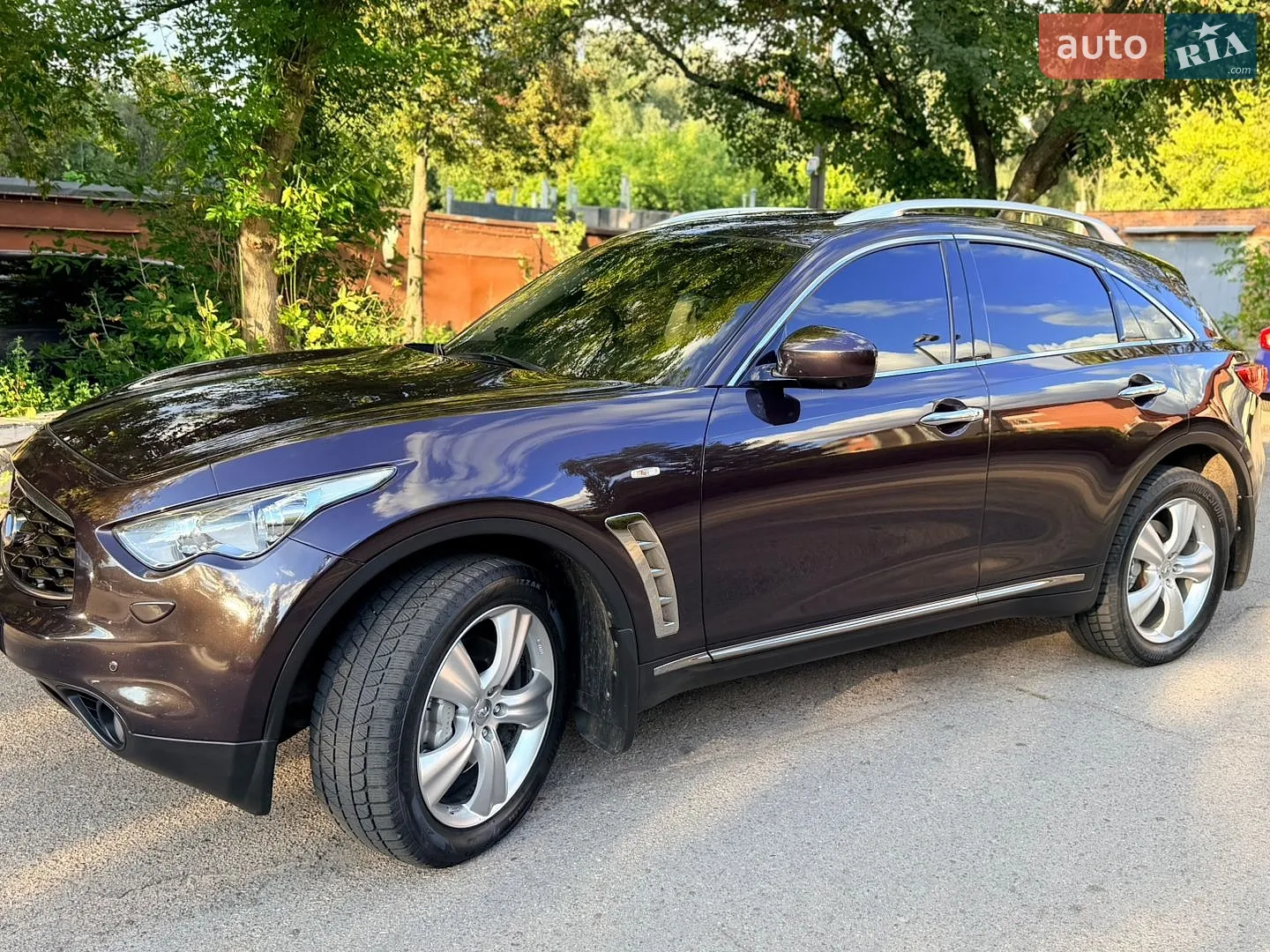 Infiniti FX 37, 2010