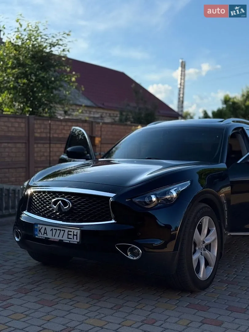 Infiniti FX 50, 2008