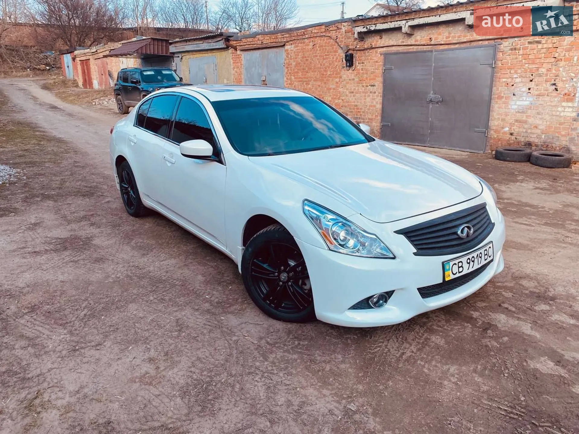 Infiniti G25, 2011