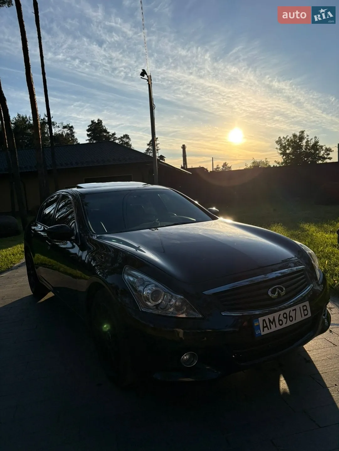 Infiniti G25, 2010