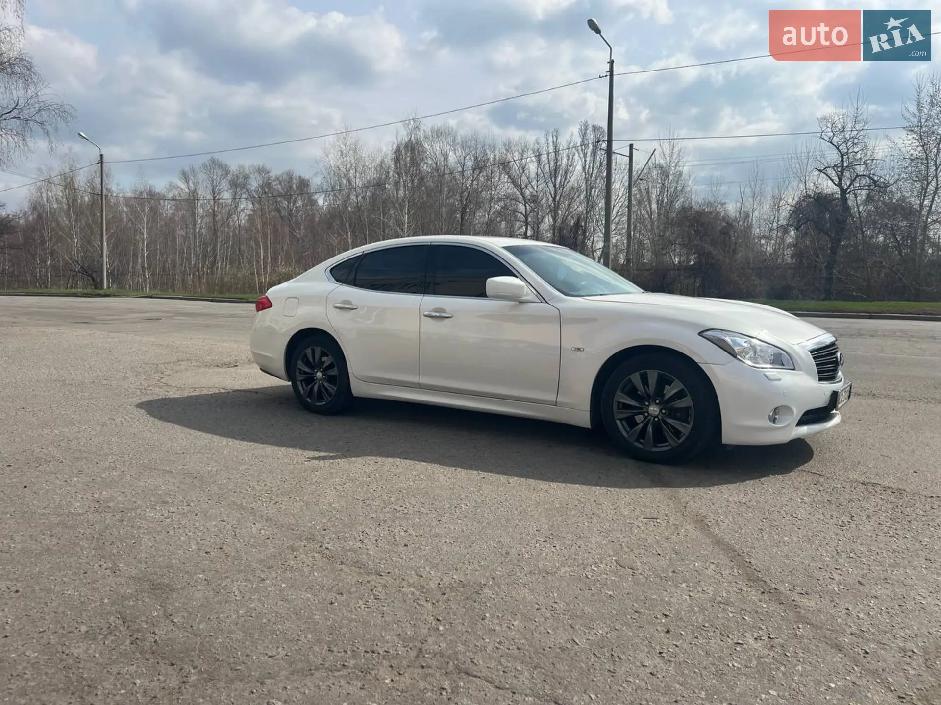 Infiniti M37, 2010