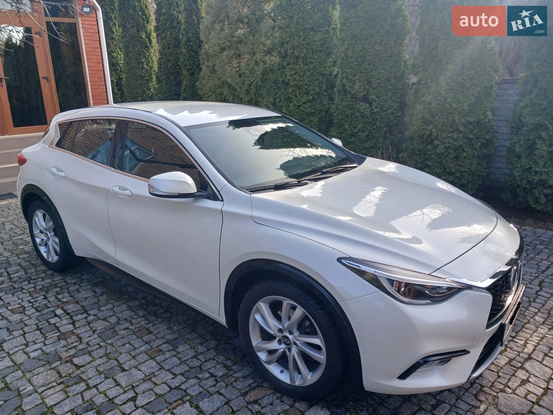 Infiniti Q30, 2019