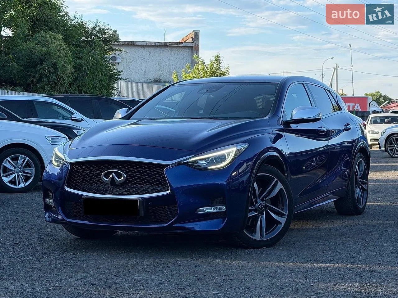 Infiniti Q30, 2018