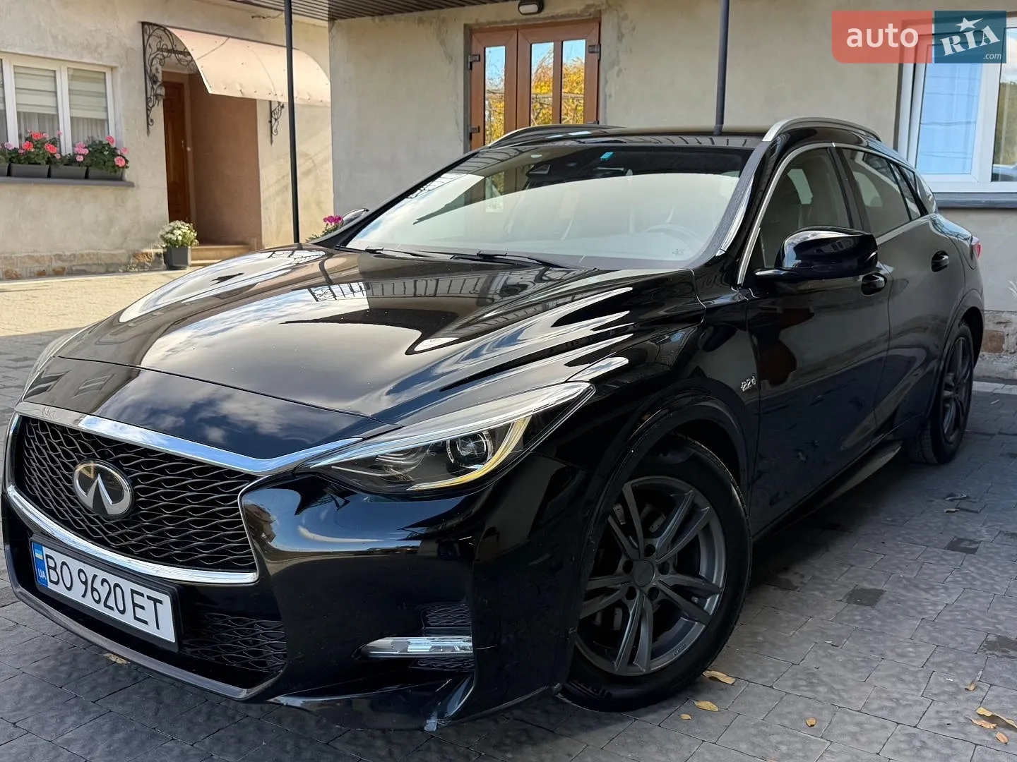 Infiniti Q30, 2016