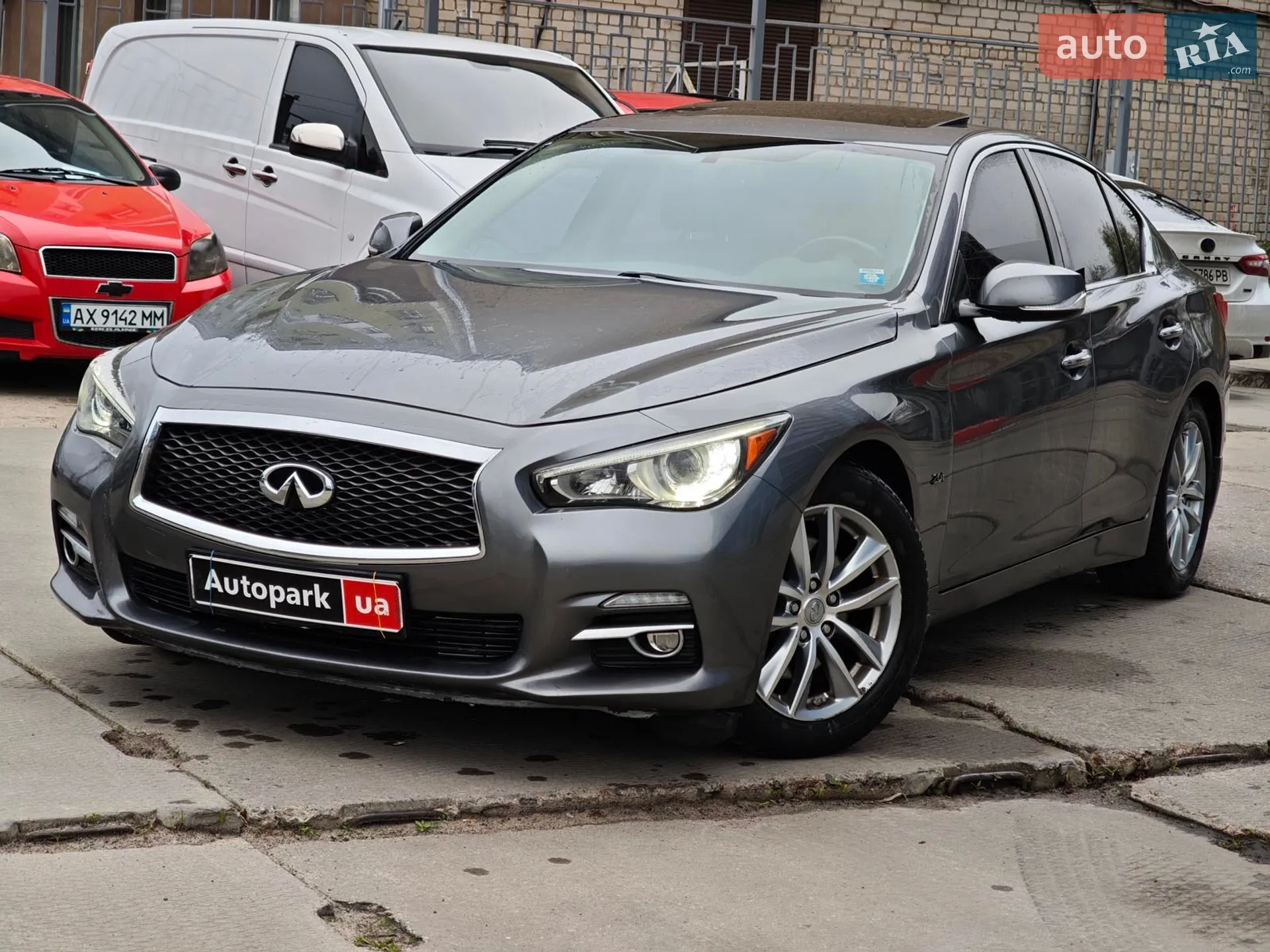 Infiniti Q50, 2015