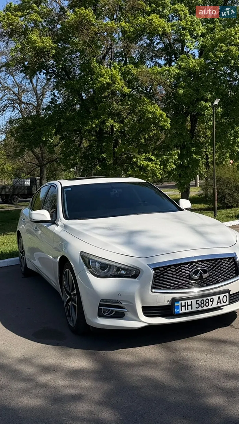 Infiniti Q50, 2015