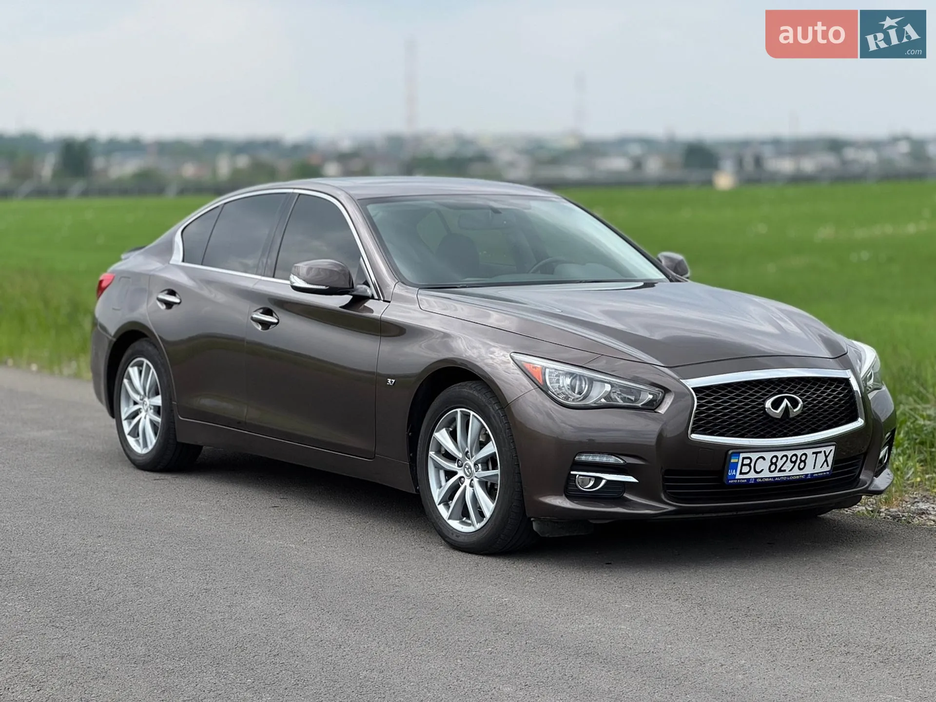Infiniti Q50, 2013