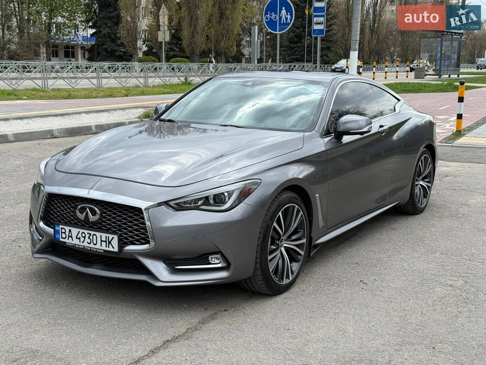 Infiniti Q60, 2021