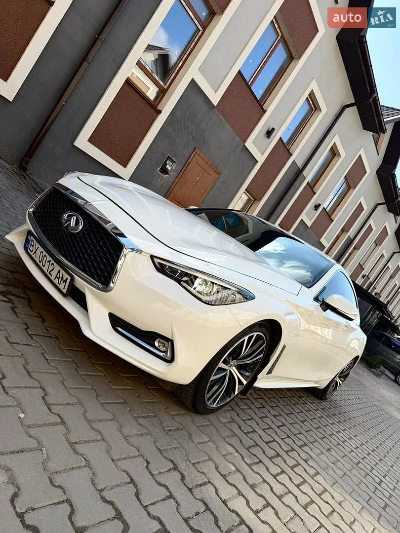Infiniti Q60, 2016