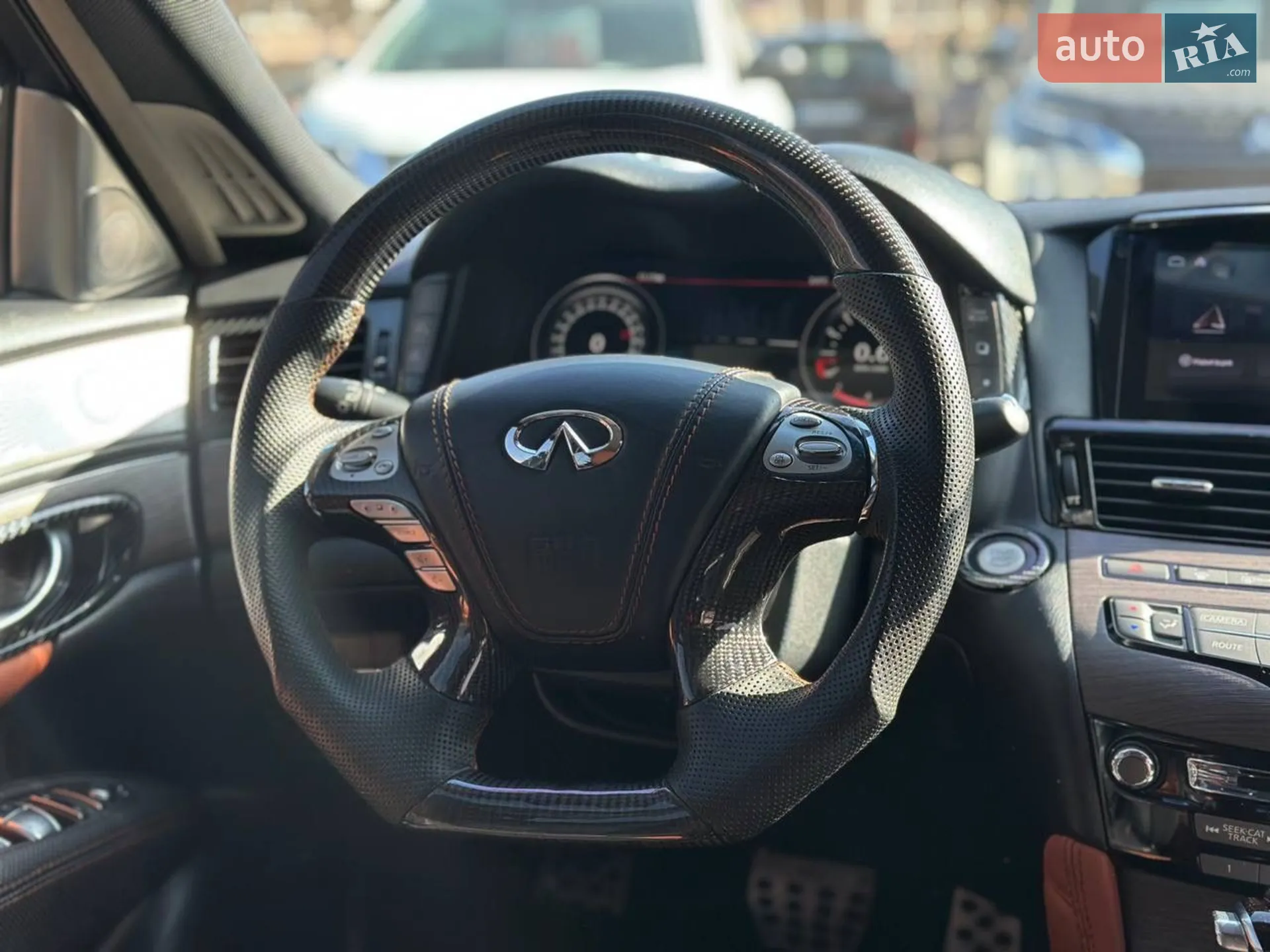 Infiniti Q70, 2016