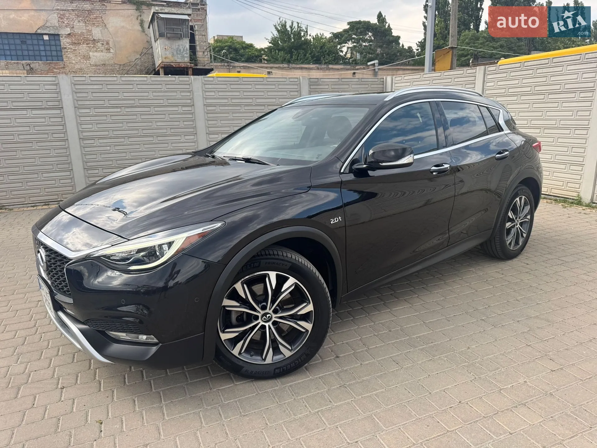 Infiniti QX30, 2017