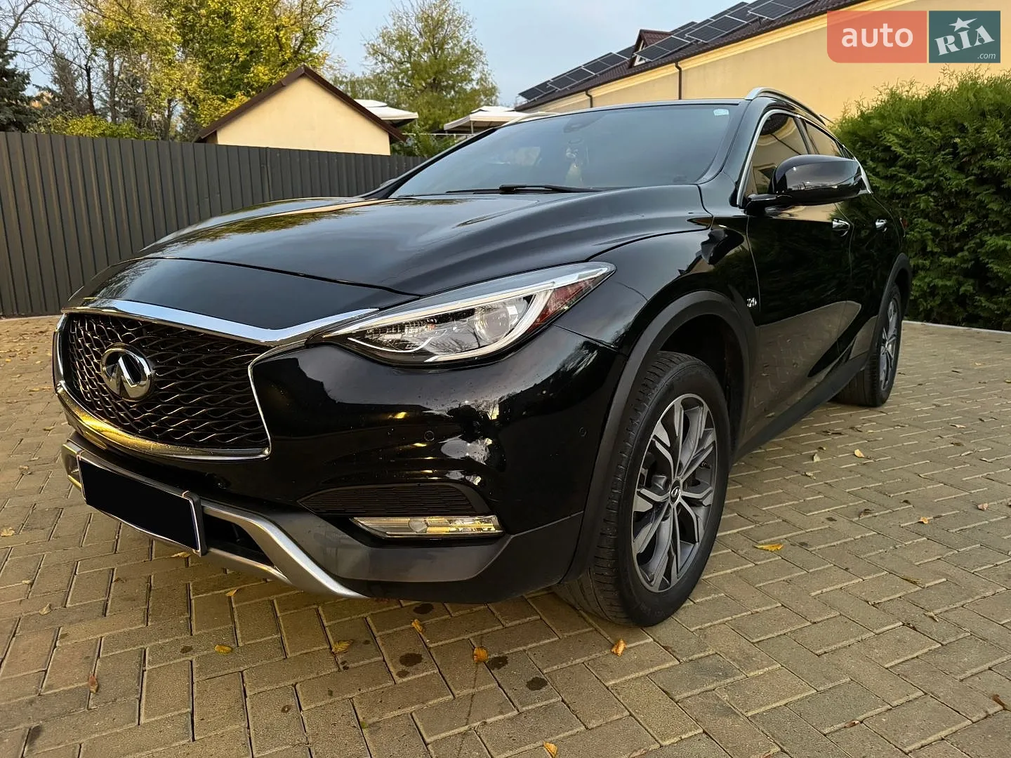 Infiniti QX30, 2017