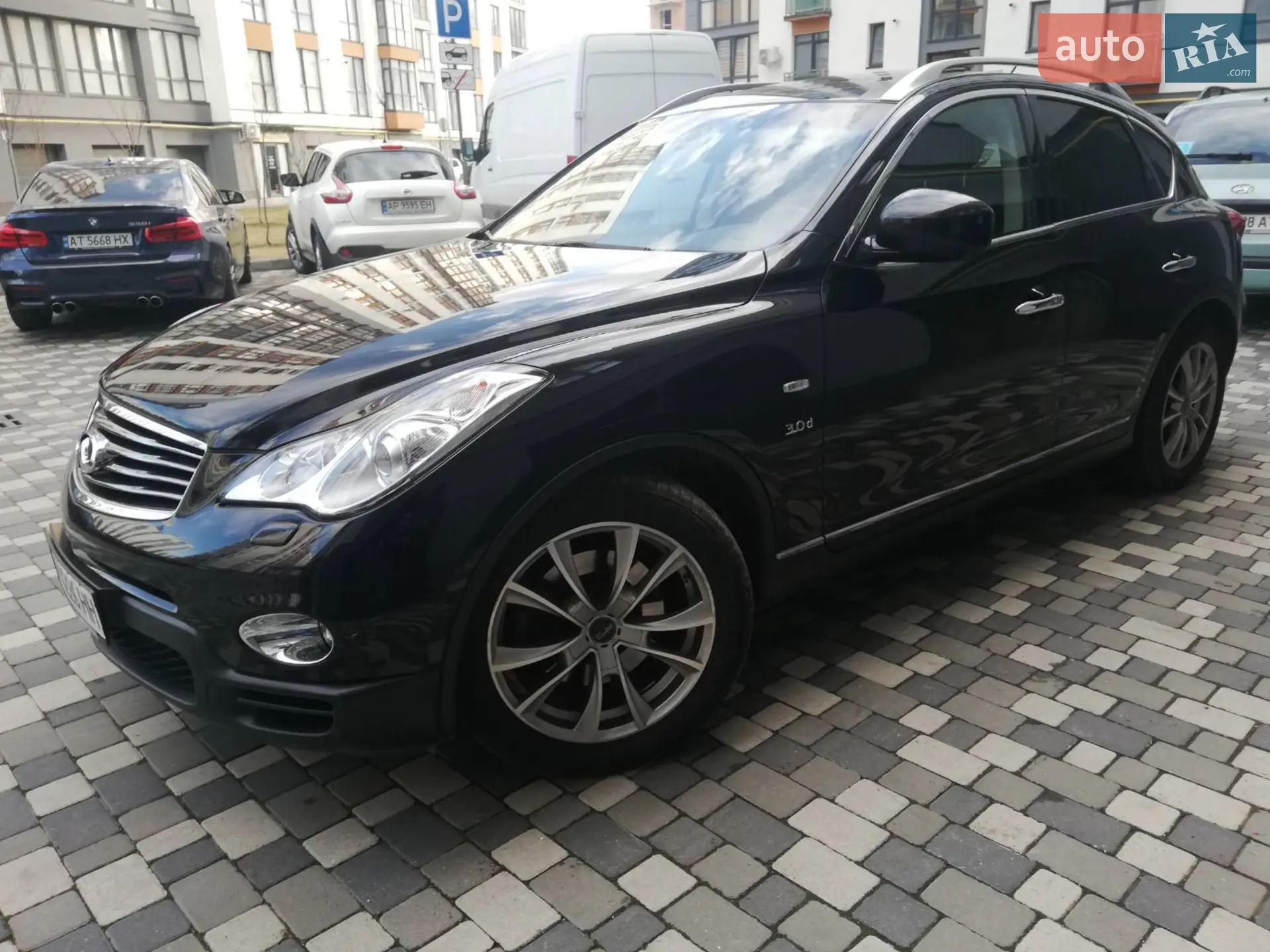 Infiniti QX50, 2015