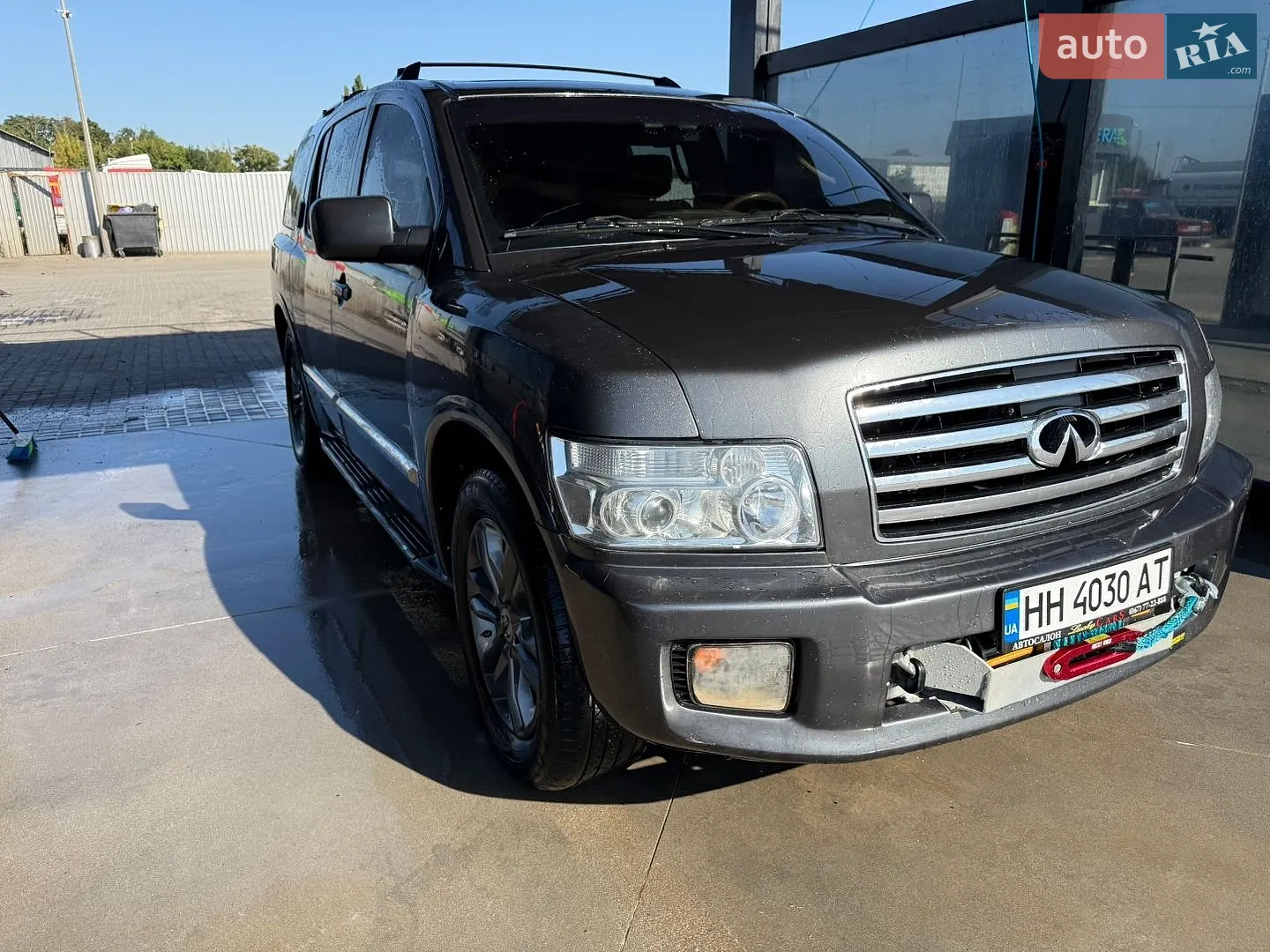 Infiniti QX56, 2006