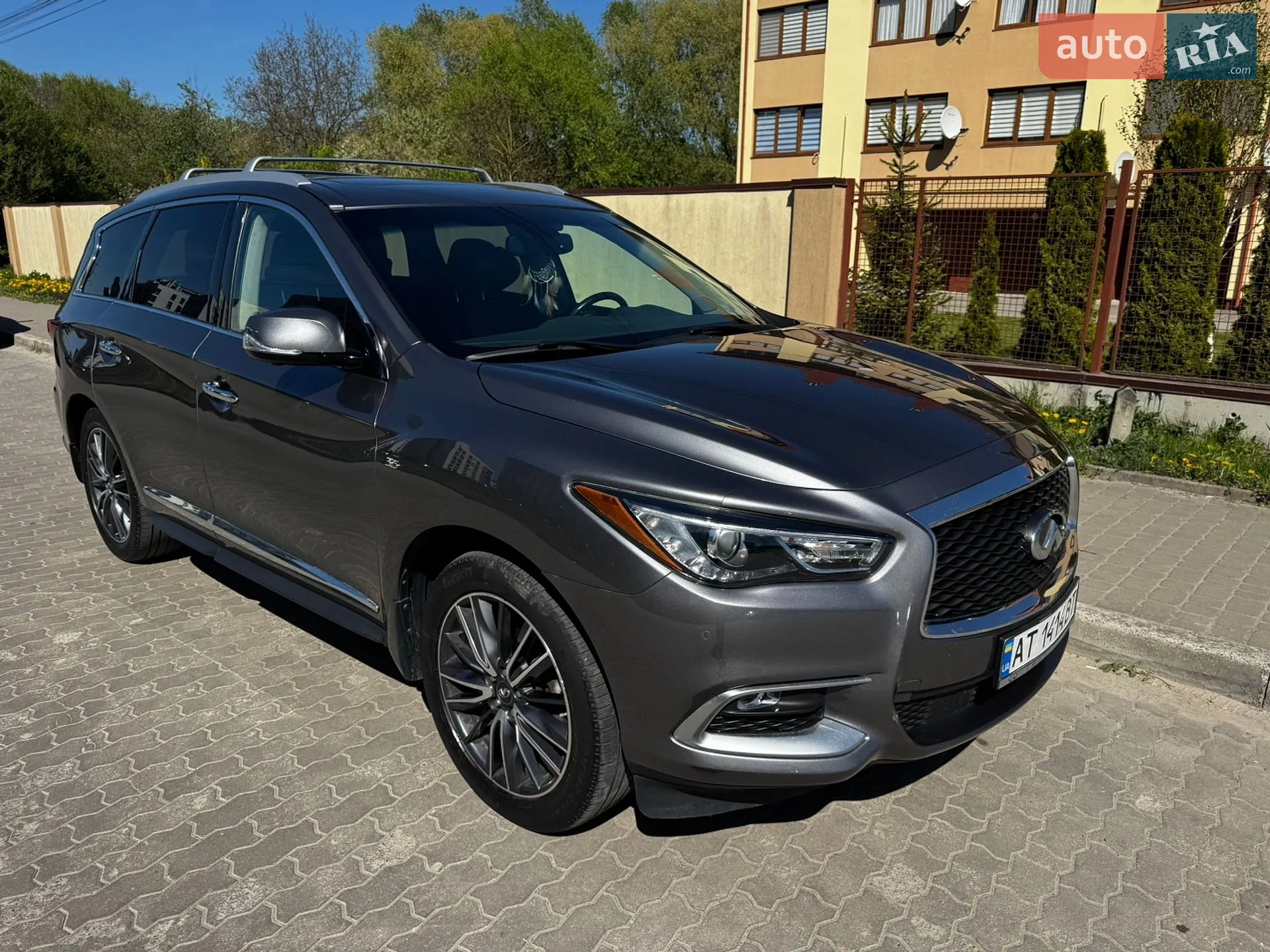 Infiniti QX60 2016 — 1