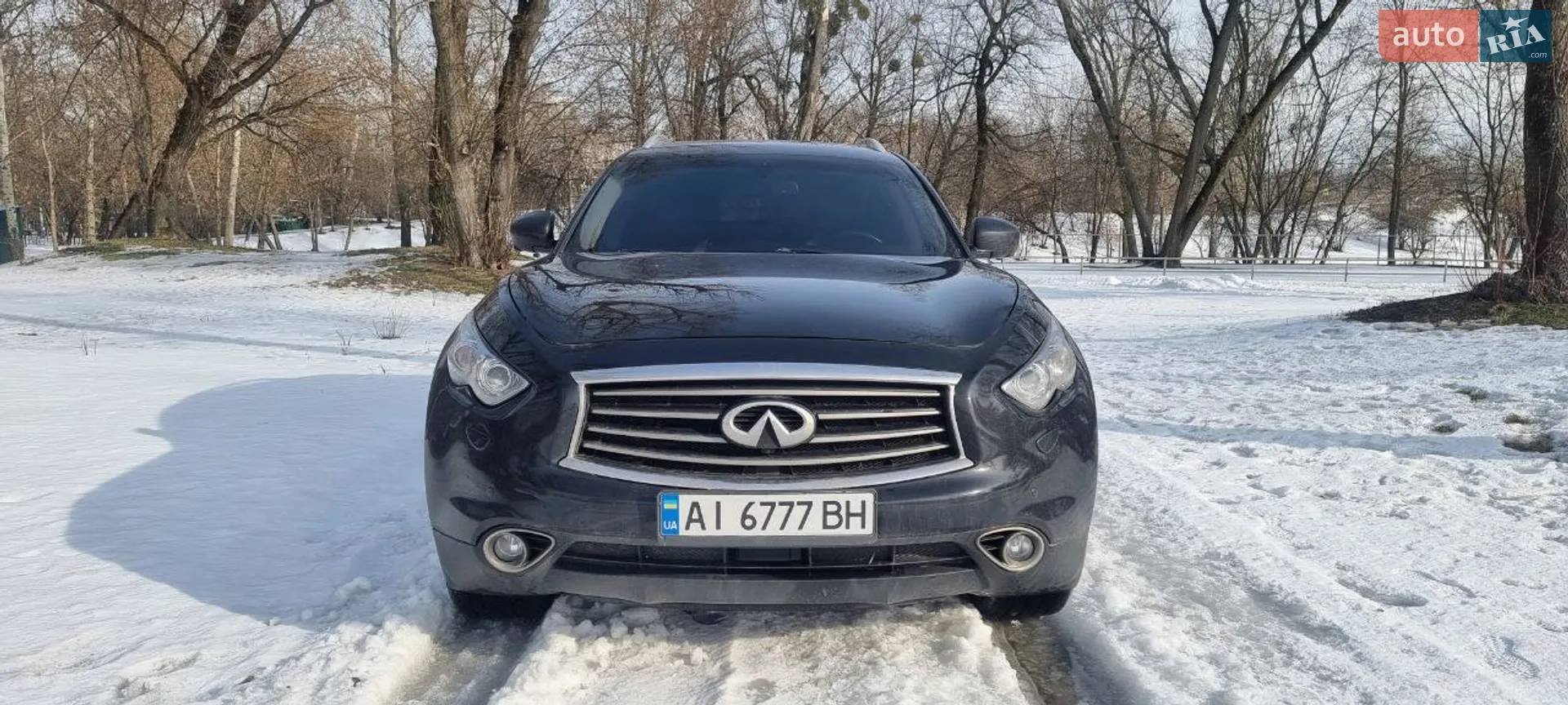 Infiniti QX70, 2013
