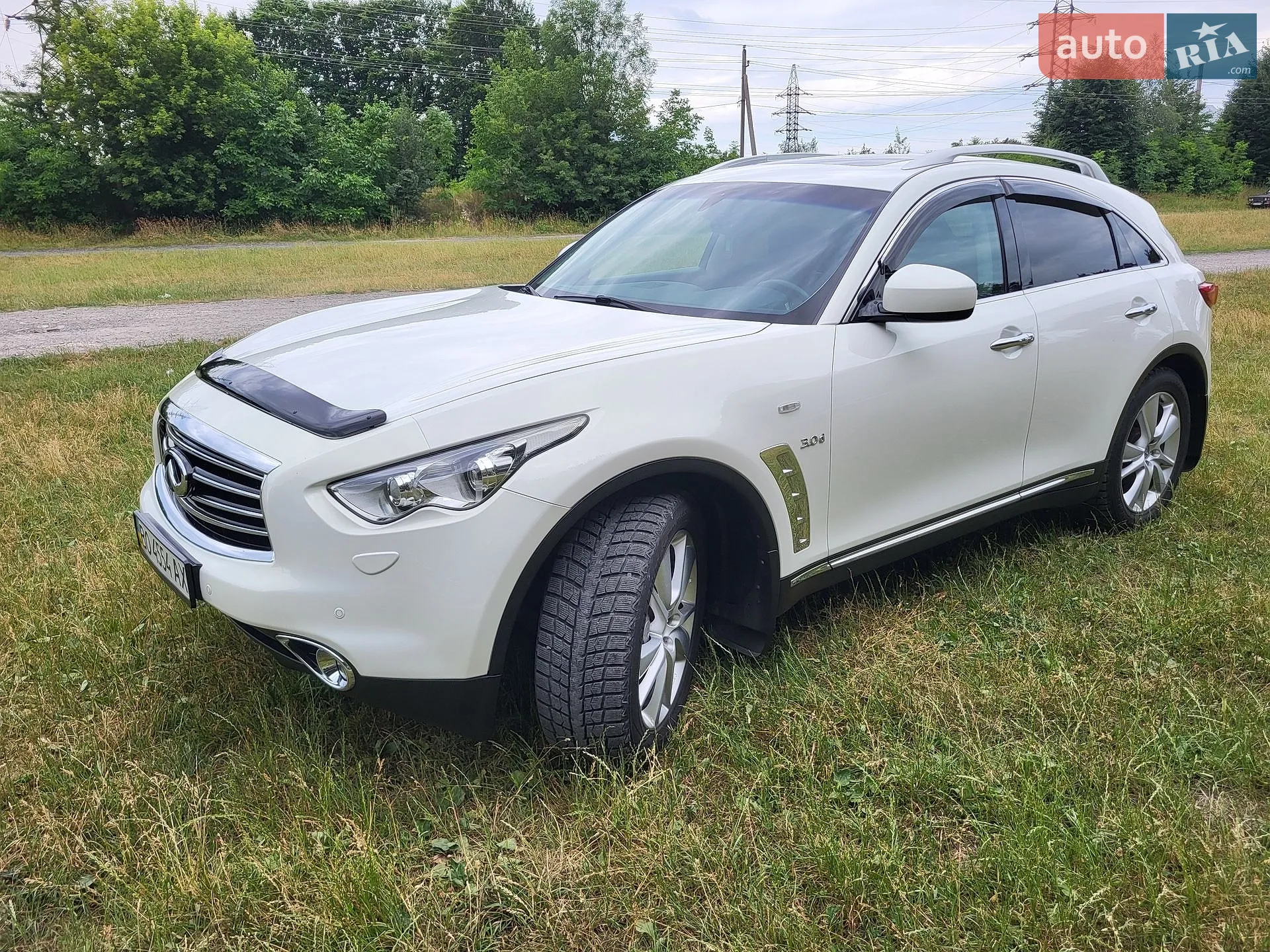 Infiniti QX70, 2015