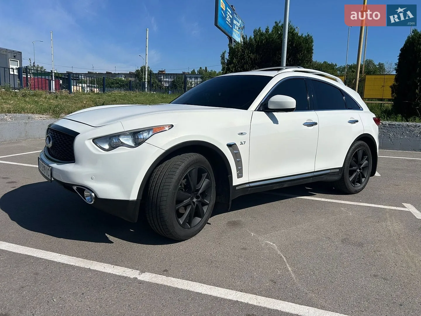 Infiniti QX70, 2014