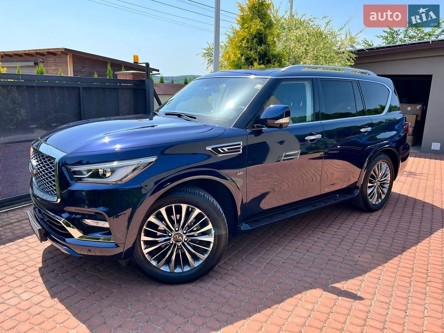 Infiniti QX80, 2020