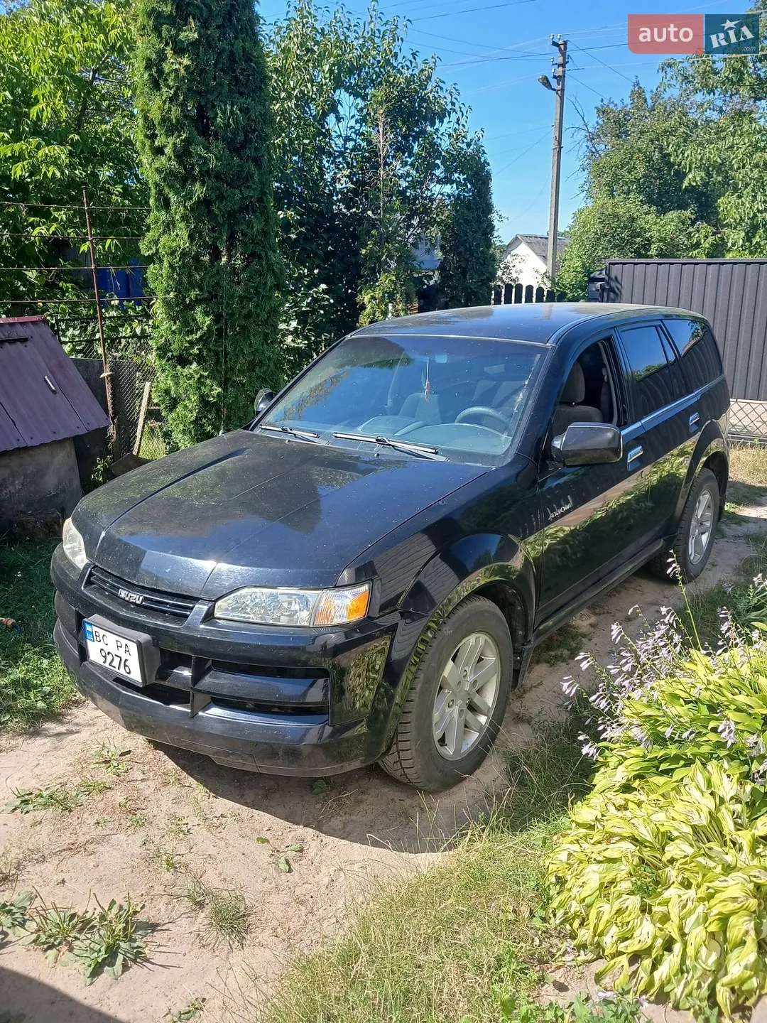Isuzu Axiom, 2002