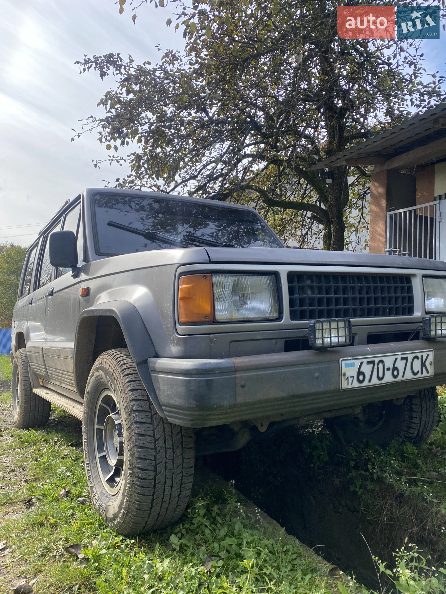 Isuzu Trooper, 1988